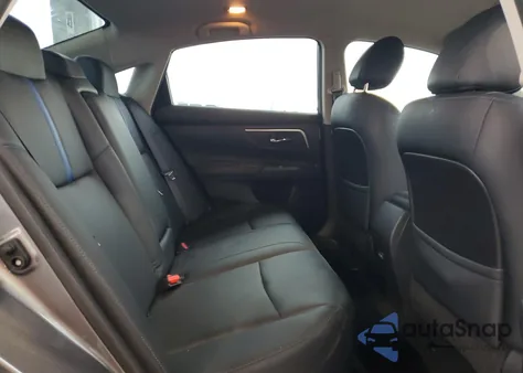 2018 Nissan Altima 2.5 from USA, damaged, VIN 1N4AL3AP1JC244478